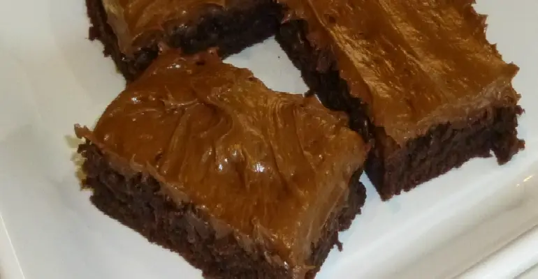 easy dessert recipes frosted brownies