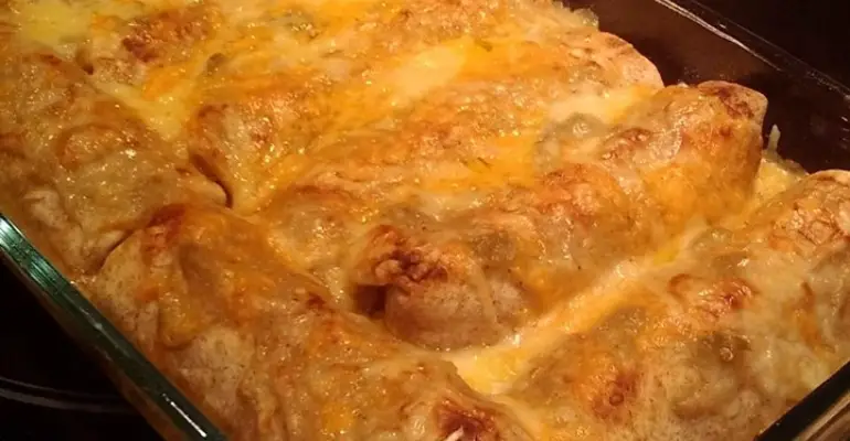 These Breakfast Enchiladas Are to Die For! The Sauce Really Makes Them ...