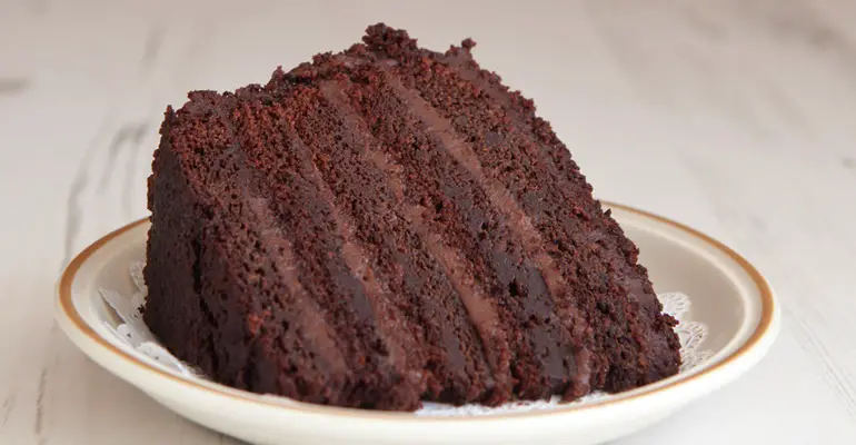7 delicious cake recipes chocolate layer cake